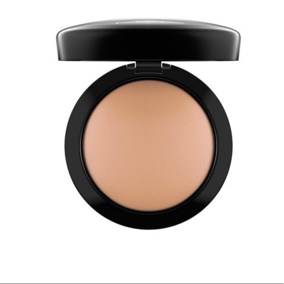 Mac Mineralize Skinfinish Medium Deep